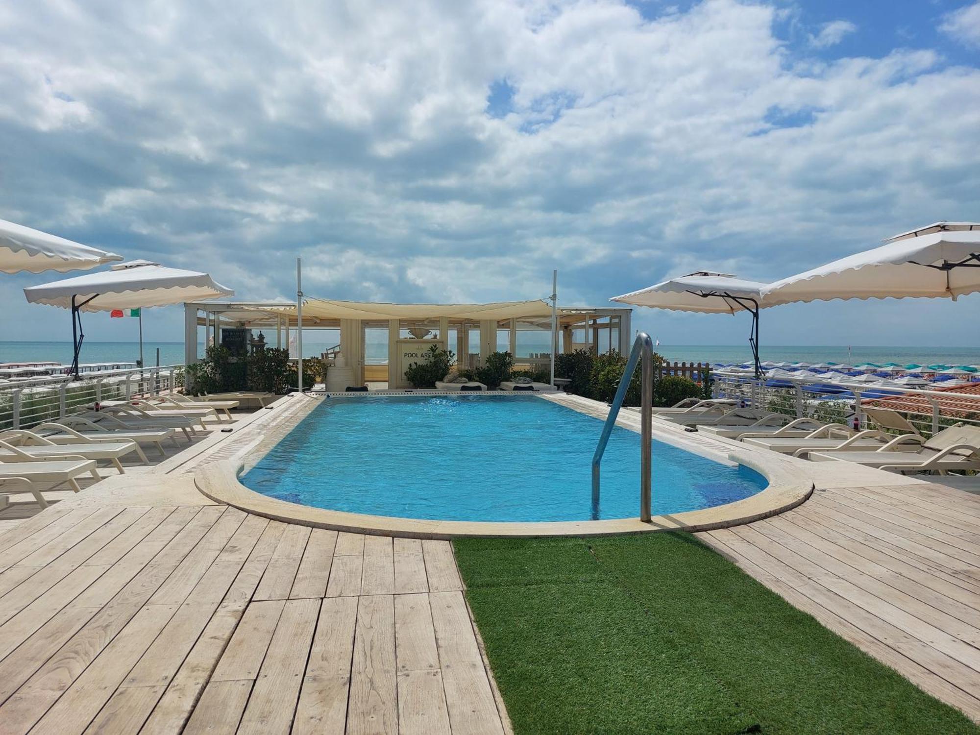 Danio Beach House Лидо-ди-Камайоре Экстерьер фото